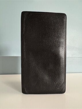 Louis Vuitton Black Textured Bi-fold Wallet